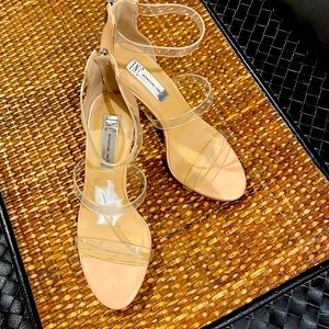 INC women’s tan heels size 7